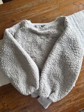 Express Plush Sherpa Crewneck Sweater - Light Gray